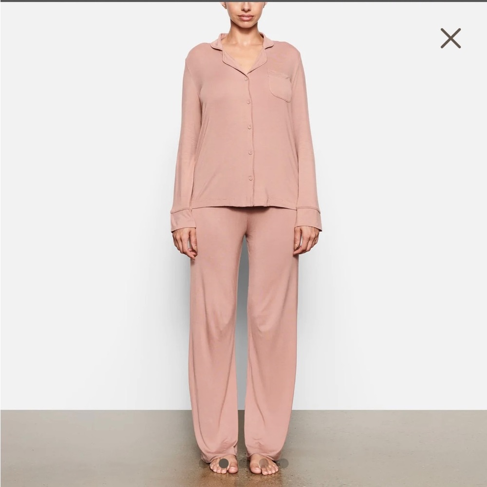 Skims pajama set